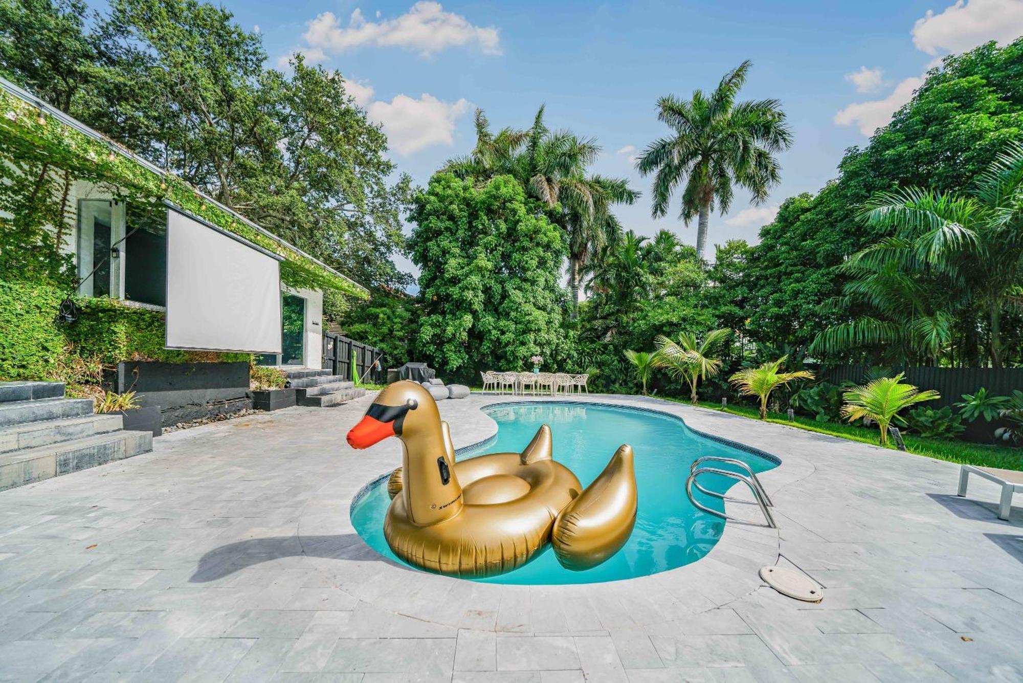 Pousada New Jungle Paradise Heated Pool Bbq Soccer Miami